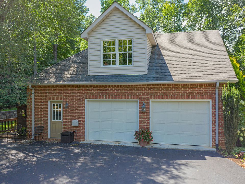 548 Grandview Dr, Troutville, VA 24175 | Zillow