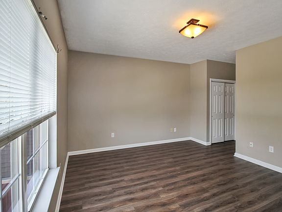 5th image of 4203 Washington Blvd