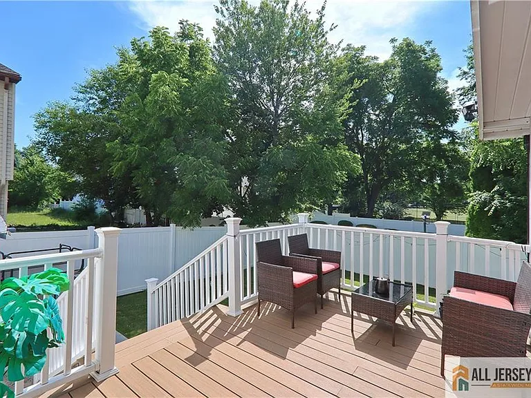 1299 Kline Pl — Photo 13