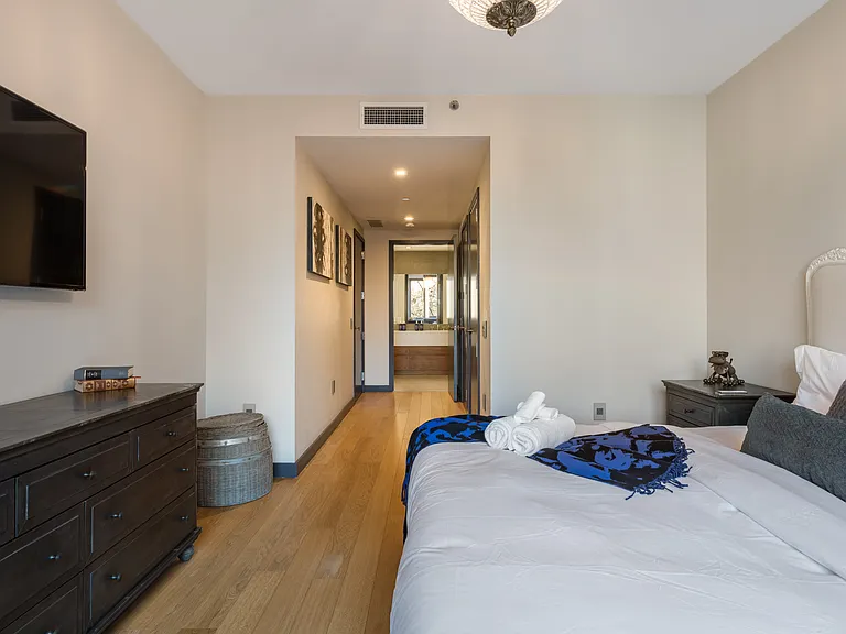 360 E 89th St #4E — Photo 24