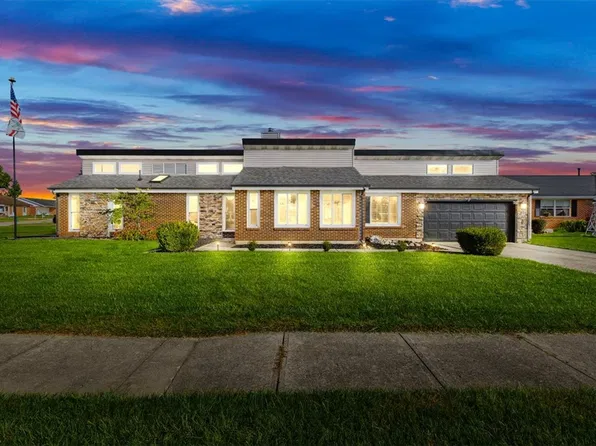 1700 Elaina Dr, Springfield, OH 45503