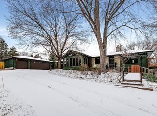 2600 W 98th St, Bloomington, MN 55431