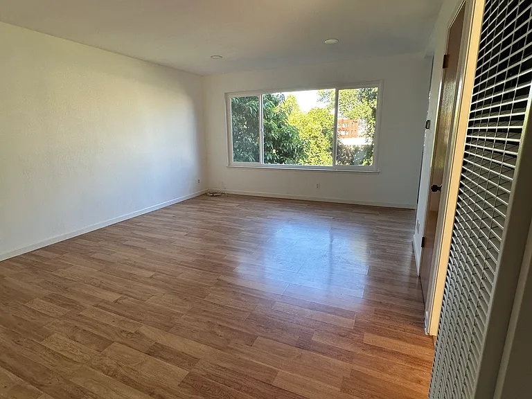2925 San Bruno Ave #2 — Photo 3