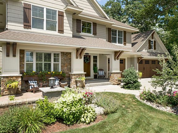2nd image of 11732 Aster Ln