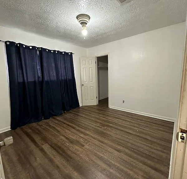 145 S Dexter Dr — Photo 9