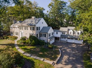 25 Owenoke Way, Riverside, CT 06878