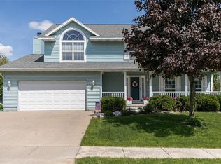 1775 Charleston Dr, Marion, IA 52302