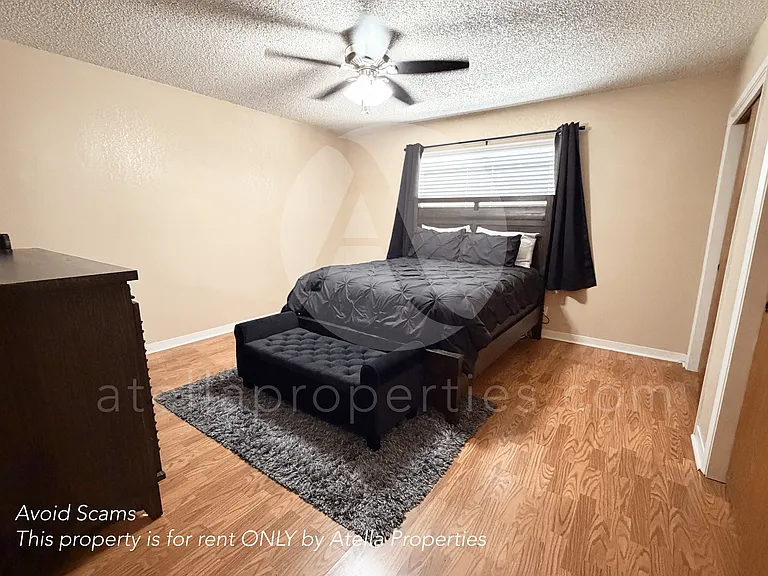 919 Greenfield Ave #1 — Photo 9
