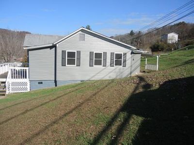 203 Elk St, Gassaway, WV, 26624