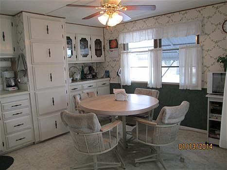 3rd image of 289 Valencia Dr