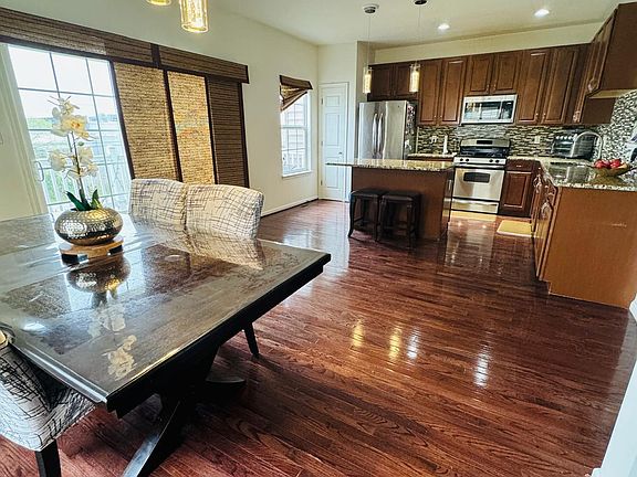 3rd image of 443 Jacobsen Dr #443