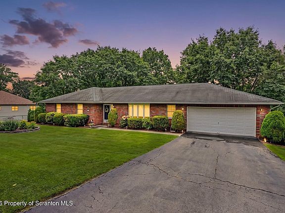 4th image of 117 Ridge View Dr
