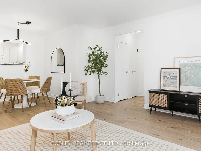 335 Lonsdale Rd #210 — Photo 6