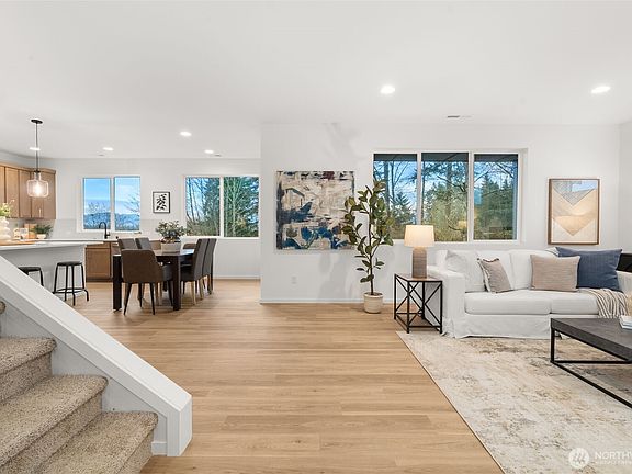 2nd image of 3323 219th Avenue E
