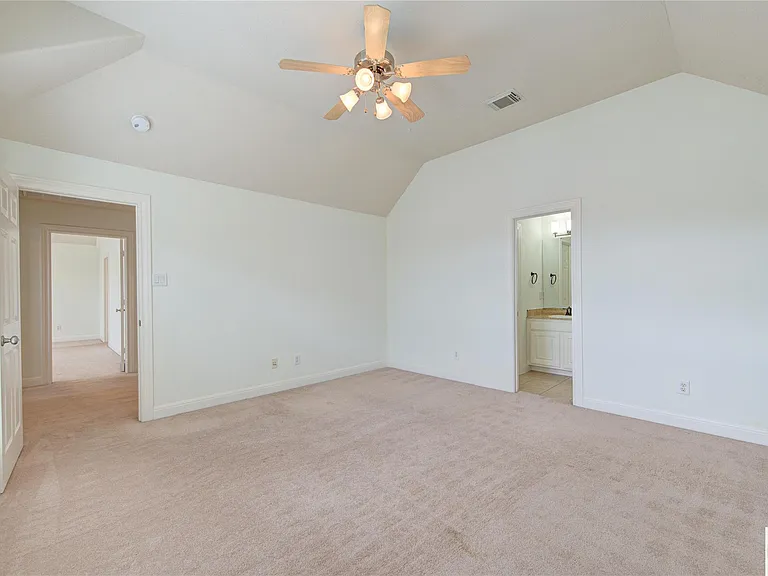 1322 Cohn St — Photo 28