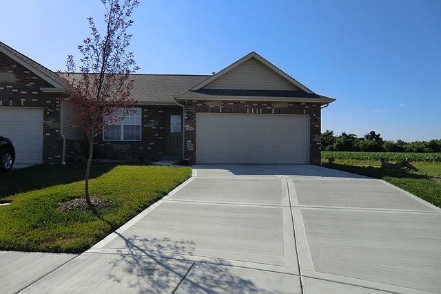 1st image of 2050 Briarbend Ct
