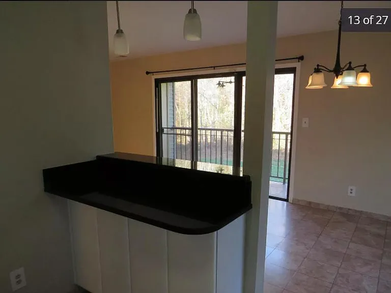 174 Wyndham Pl — Photo 17