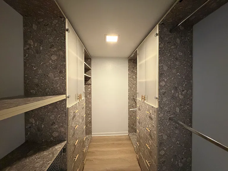 165 Cottage St #214 — Photo 8