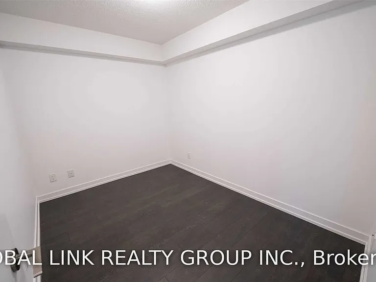 125 Redpath Ave #407 — Photo 8