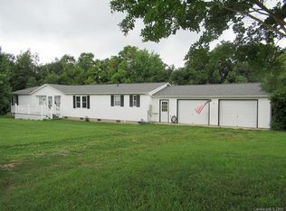 394 Low Gap Rd, Hendersonville, NC 28792