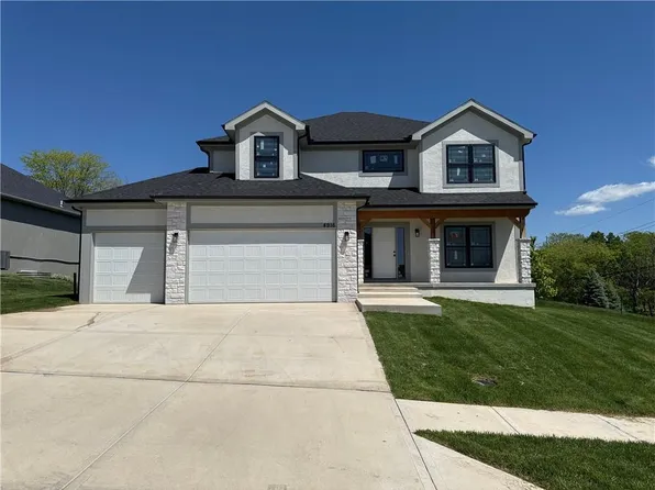 4916 NE 88th St, Kansas City, MO 64156