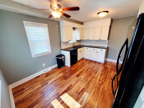 2nd image of 4413 Julivan Ave SE