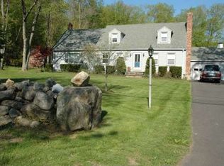 121 Case St, Canton, CT 06019