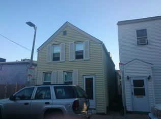 31 Jenkins St, South Boston, MA 02127