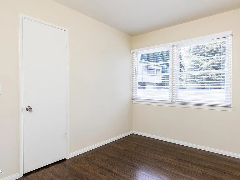 5634 Noel Dr — Photo 14