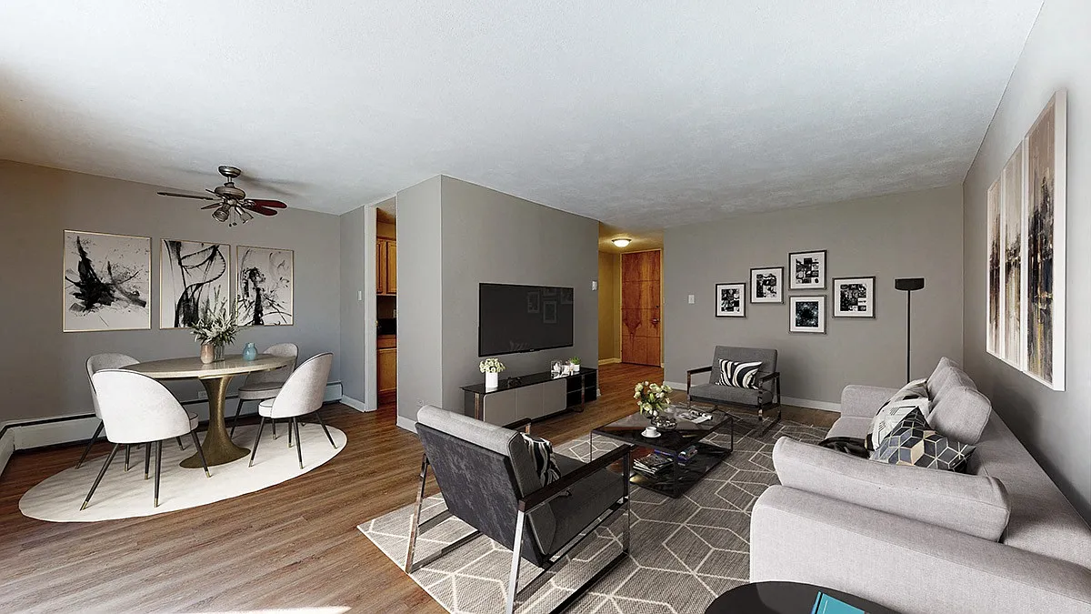 Latitude 40 — Photo 3