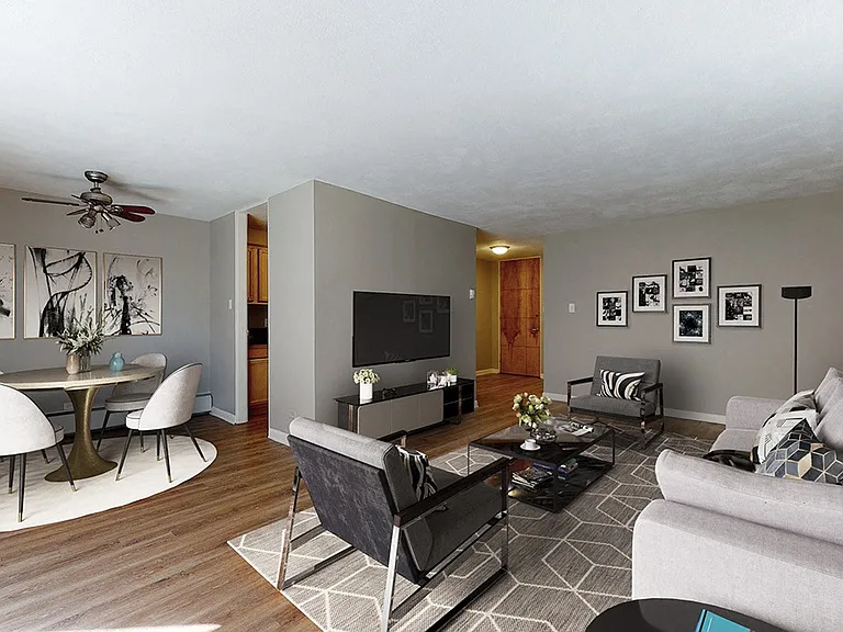 Latitude 40 — Photo 3