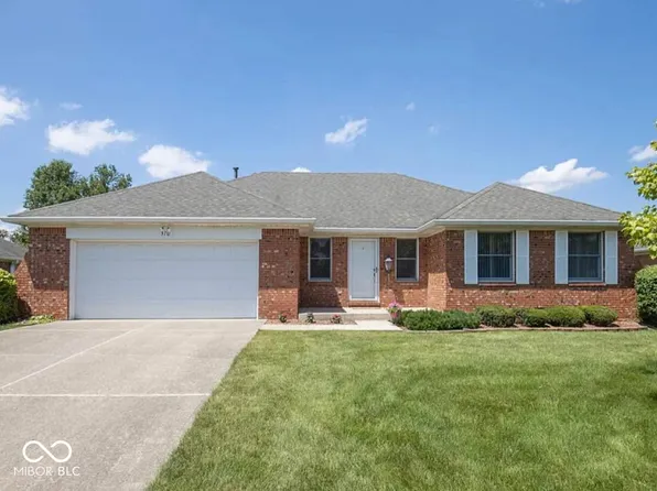 370 Vinewood Dr S, Brownsburg, IN 46112