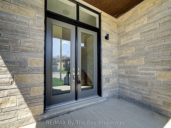 2nd image of 63 Rosanne Cir