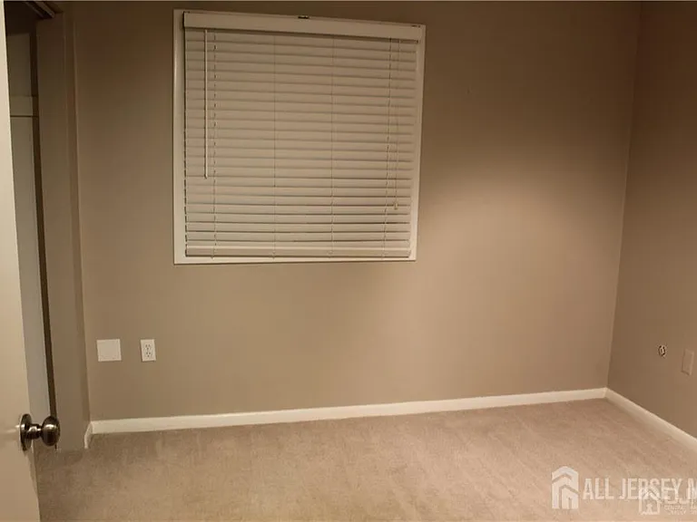 5219 Ravens Crest Dr — Photo 8
