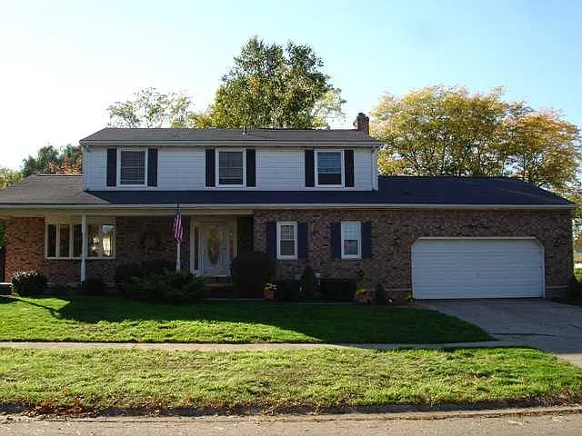 812 Meadowview Ln photo 1