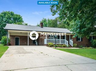 663 Sunridge Dr, Lincolnton, NC 28092