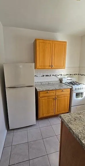 78-37 Main St #2G — Photo 8