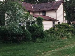 1907 Ridge Rd, Aledo, IL 61231