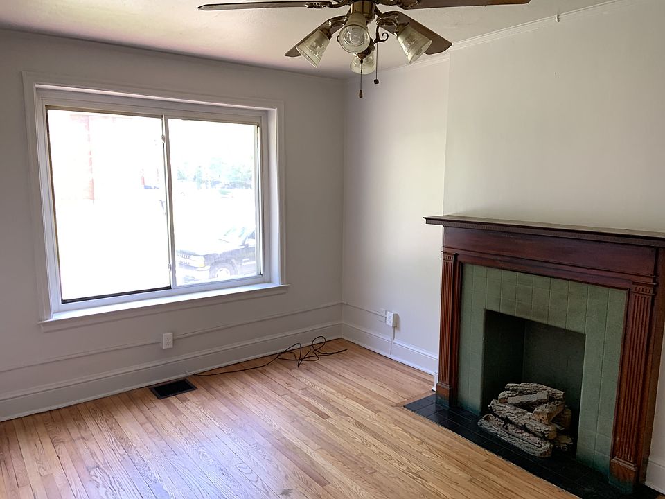 1st image of 301 Chesapeake Ave Unit 2