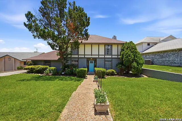 3418 Wimbledon Dr — Photo 4