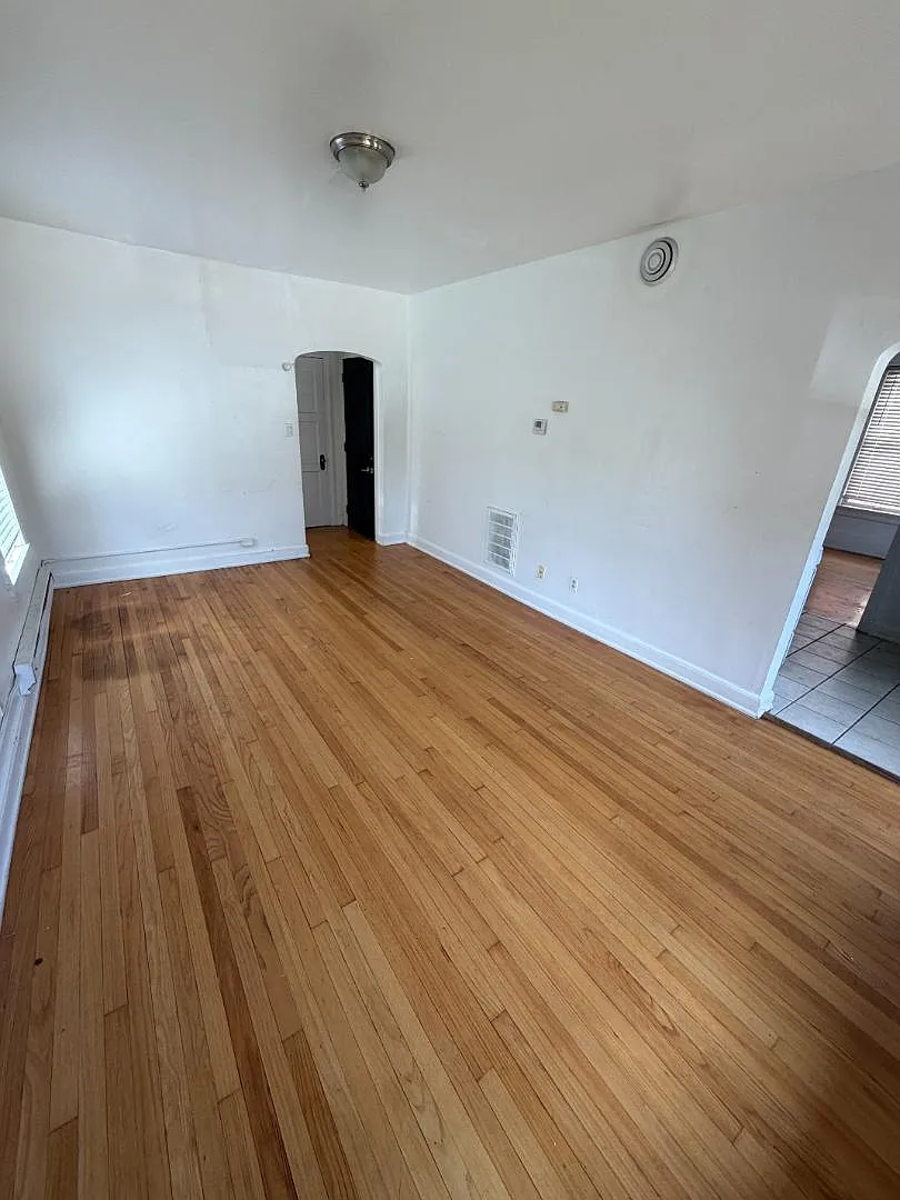 2518 N 1st St - Unit 4 — Photo 3