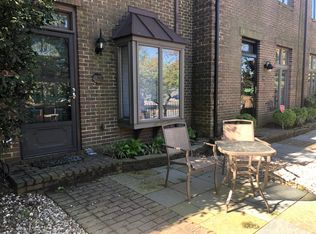 908 Franklin St, Alexandria, VA 22314