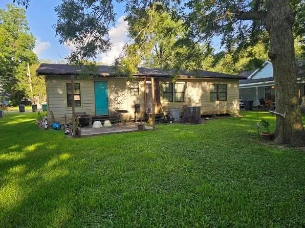 207 S Coleman St, Welsh, LA 70591