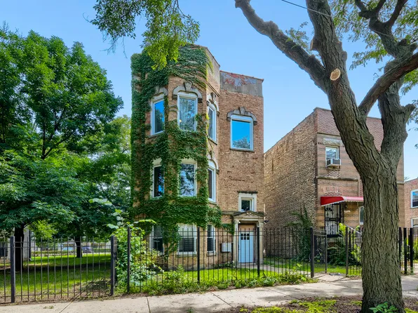 (undisclosed Address), Chicago, IL 60653
