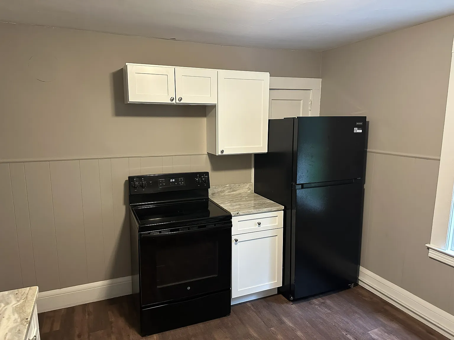 1 bed, 700 sqft, $1,400 — Photo 2