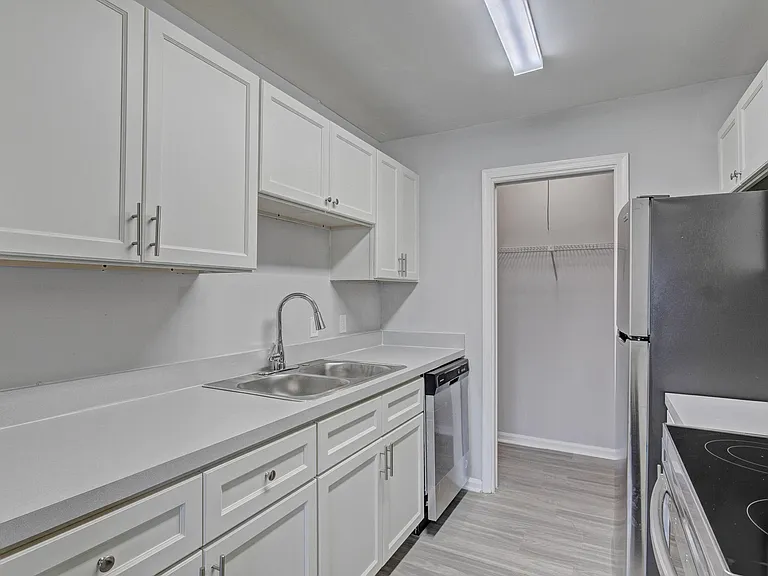 9186 Roan Ln — Photo 5