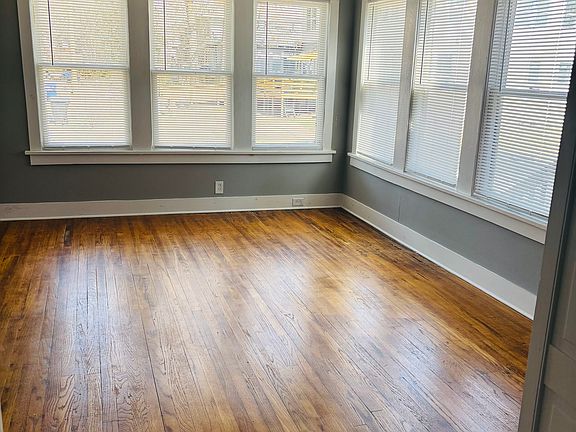 2nd image of 617 Prospect St