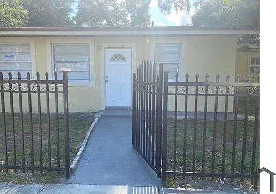 2nd image of 18500 NE 1st Ct #1