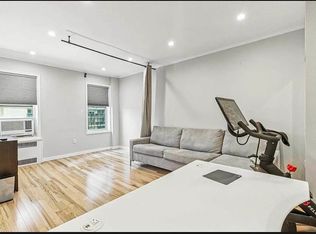 11035 72nd Rd APT 405, Forest Hills, NY 11375
