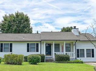 1708 Stratford Dr, Snellville, GA 30078